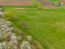 Prodej pole, Staré Město, 1837 m2