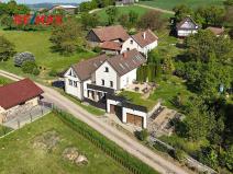 Prodej rodinného domu, Lomnice, 298 m2