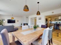 Prodej rodinného domu, Vinařice, 269 m2