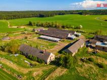 Prodej zemědělského objektu, Černovice, 4026 m2