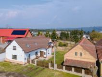 Prodej rodinného domu, Lhotka u Radnic, 208 m2