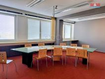 Pronájem kanceláře, Brno - Lesná, Slavíčkova, 288 m2