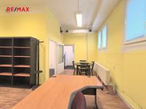 Pronájem kanceláře, Praha - Kobylisy, Horňátecká, 61 m2