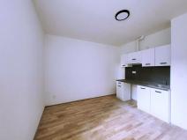 Pronájem bytu 1+kk, Praha - Břevnov, Na břevnovské pláni, 17 m2