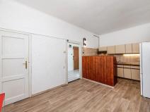 Pronájem bytu 1+1, Praha - Holešovice, Komunardů, 48 m2