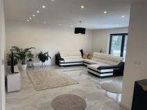 Prodej rodinného domu, Jeneč, Malé náměstí, 192 m2