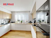 Prodej rodinného domu, Varnsdorf, Školní, 194 m2