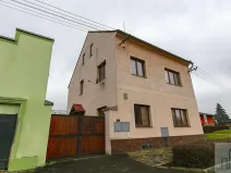 Prodej vícegeneračního domu, Lahošť, Švermova, 250 m2