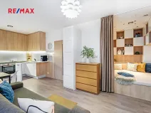 Pronájem bytu 1+kk, Praha - Horní Měcholupy, Padovská, 35 m2