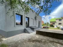 Pronájem obchodního prostoru, Praha - Horní Počernice, Komárovská, 210 m2