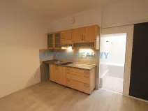 Pronájem bytu 1+kk, Praha - Nusle, Na Jezerce, 39 m2