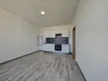Pronájem bytu 2+kk, Jindřichův Hradec, sídliště Vajgar, 31 m2