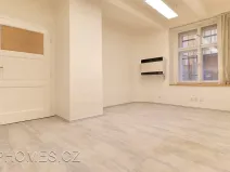Pronájem kanceláře, Praha - Bubeneč, Terronská, 34 m2