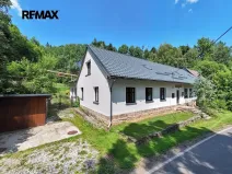 Prodej rodinného domu, Radvanice, 215 m2