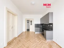 Pronájem bytu 2+kk, Praha - Holešovice, Janovského, 52 m2