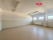 Pronájem kanceláře, Teplice, Libušina, 3000 m2