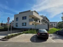 Pronájem garážového stání, Hradec Králové, Odlehlá, 14 m2