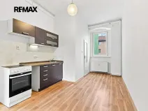 Pronájem bytu 1+1, Plzeň, Skvrňanská, 50 m2