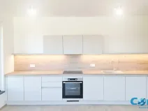Pronájem bytu 3+kk, Praha - Karlín, Švarcova, 75 m2