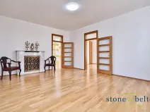 Pronájem bytu 3+1, Praha - Bubeneč, Bubenečská, 116 m2