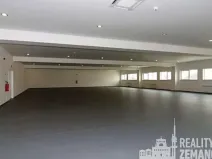 Pronájem komerční nemovitosti, Nupaky, Komerční, 470 m2