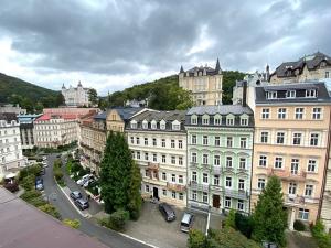 Prodej atypického bytu, Karlovy Vary, Sadová, 151 m2