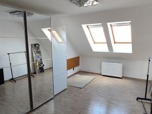 Prodej bytu 3+1, Cheb, Na Hradčanech, 121 m2