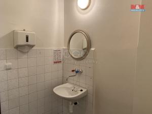 Pronájem obchodního prostoru, Jihlava, Jana Masaryka, 105 m2