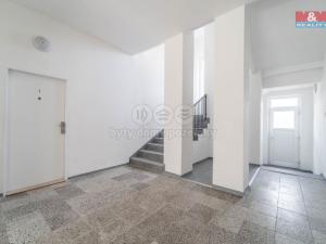 Prodej bytu 3+kk, Chomutice - Obora, 75 m2