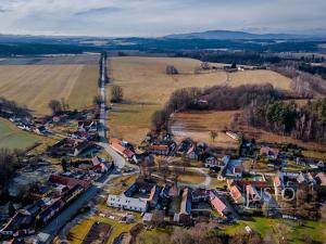 Prodej pozemku pro bydlení, Komařice, 5707 m2