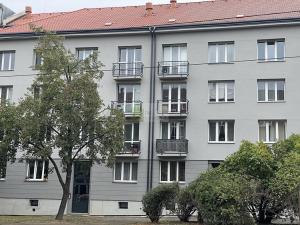 Prodej bytu 3+1, Praha - Strašnice, Průběžná, 77 m2