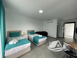 Prodej bytu 1+kk, Trikomo (Τρίκωμο), Kypr, 38 m2