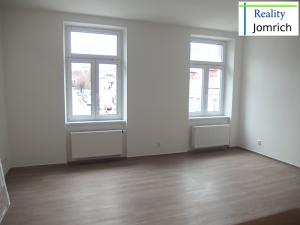 Pronájem bytu 1+kk, Liberec, 8. března, 32 m2