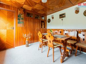 Prodej rodinného domu, Bukovinka, 212 m2