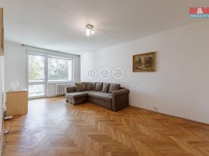 Prodej bytu 2+1, Karlovy Vary, Maďarská, 62 m2
