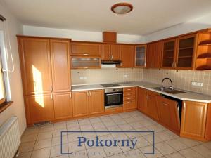 Prodej rodinného domu, Radonice, Ligasova, 196 m2
