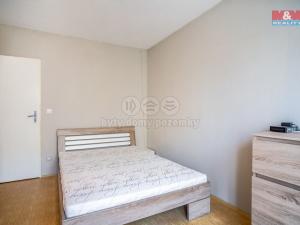Prodej bytu 2+1, Luštěnice - Zelená, 55 m2