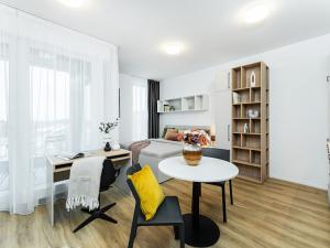 Pronájem bytu 1+kk, Praha - Vysočany, Odkolkova, 36 m2
