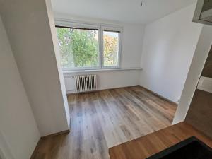 Prodej bytu 2+1, Praha - Kamýk, Krhanická, 52 m2