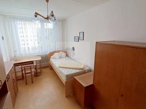 Pronájem bytu 2+kk, Praha - Kamýk, Machuldova, 41 m2