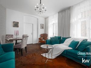 Prodej bytu 2+1, Karlovy Vary, Zámecký vrch, 48 m2