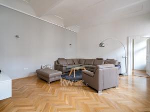 Prodej bytu 2+1, Praha - Nové Město, Soukenická, 78 m2