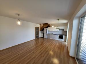 Prodej bytu 4+kk, Světice, Hlavní, 98 m2