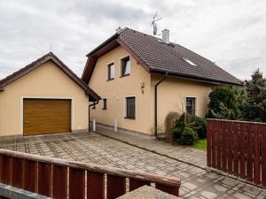 Prodej vícegeneračního domu, Zruč-Senec, Zlatá, 240 m2