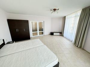 Prodej bytu 3+kk, Burgas, Bulharsko, 172 m2