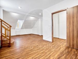 Prodej bytu 2+kk, Karlovy Vary, U Trati, 63 m2