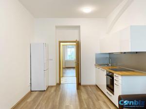 Prodej bytu 2+kk, Praha - Vysočany, Kolmá, 43 m2