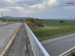 Prodej pozemku pro komerční výstavbu, Čtveřín, 1334 m2