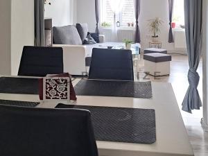 Prodej vícegeneračního domu, Trhové Sviny, Trocnovská, 400 m2