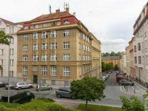 Pronájem bytu 3+1, Praha - Žižkov, Koldínova, 89 m2